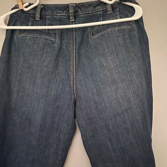 Talbots Jeans. Women’s size 4 stretch. EUC. Dark blue. Bootcut - Picture 3 of 5